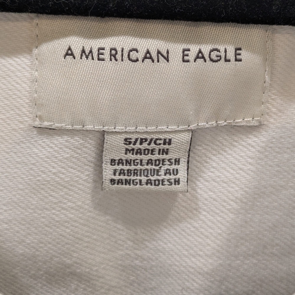 American Eagle Outfitters Cream Denim Button-Down Shirt with Chest Pockets - Picture 3 of 7